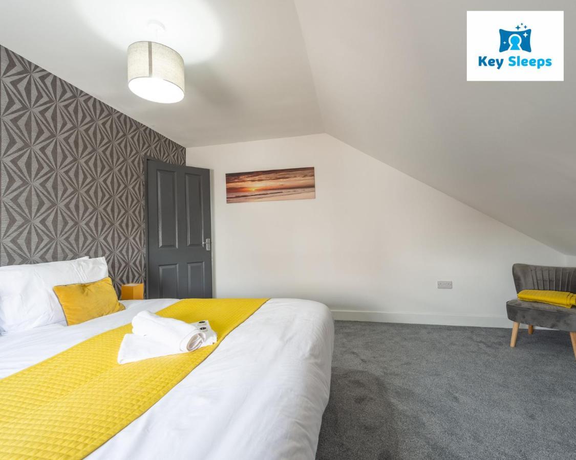 Five Bedroom Spacious Modern House By Keysleeps Short Lets Workington Lake District Beach Exteriör bild