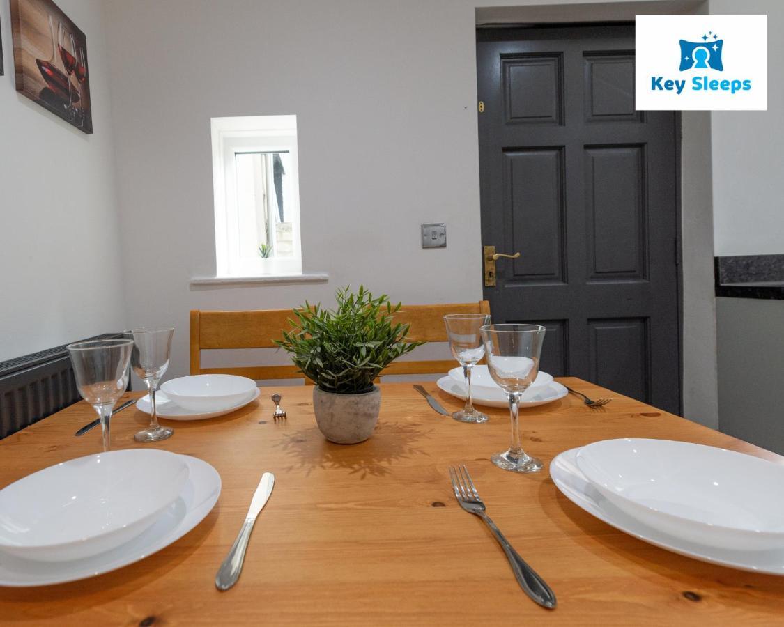 Five Bedroom Spacious Modern House By Keysleeps Short Lets Workington Lake District Beach Exteriör bild