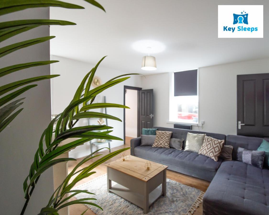 Five Bedroom Spacious Modern House By Keysleeps Short Lets Workington Lake District Beach Exteriör bild