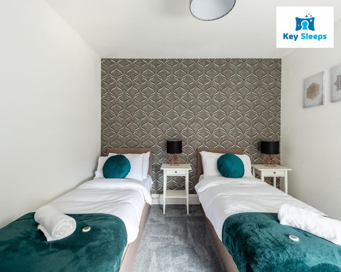 Five Bedroom Spacious Modern House By Keysleeps Short Lets Workington Lake District Beach Exteriör bild