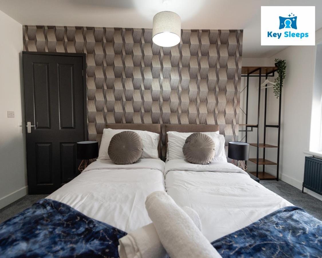 Five Bedroom Spacious Modern House By Keysleeps Short Lets Workington Lake District Beach Exteriör bild